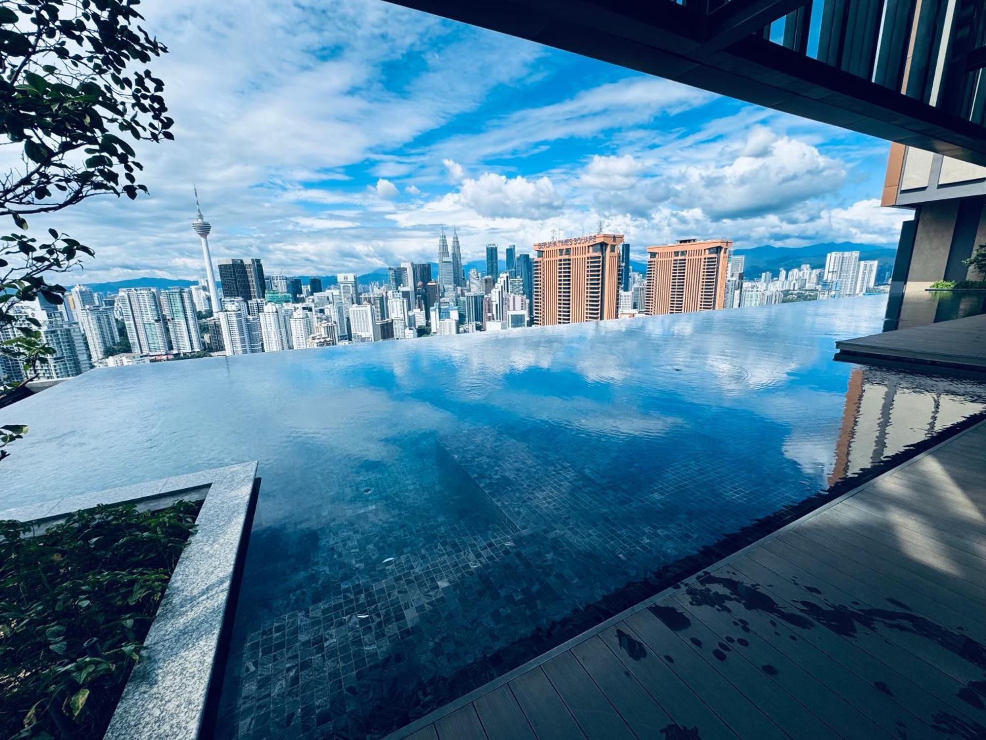 Lucentia Suites At Kuala Lumpur Exterior photo